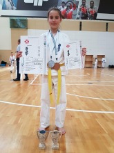 Julia Iwan z medalami