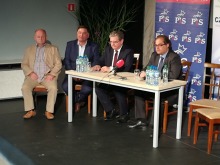 Minister Gróbarczyk z wizytą w Ustroniu Morskim