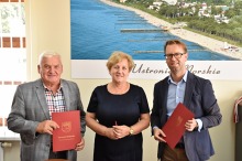 Przebudowa drogi w Ustroniu Morskim i budowa sieci wodociągowej i sieci kanalizacji sanitarnej
