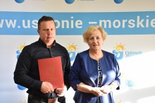 Umowa na budowę świetlicy w Sianożętach