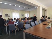 KONSULTACJE Z MIESZKAŃCAMI WS. WSTĘPNEJ KONCEPCJI UL. KOLEJOWEJ W USTRONIU MORSKIM