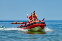 Pokazy ratownicze na plaży przy ul. Nadbrzeżnej